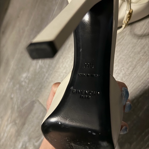 Givenchy G-Lock Platform Pumps - Picture 7 of 7